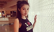 徐冬冬收胸晒素颜照 网友：大胸嫂变少女