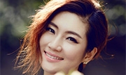 被质疑把往事当卖点 Selina：无意消费伤痛