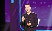 欧阳震华：鬼门关走一趟后，对名利看得很淡