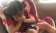马伊琍晒女儿开学照 坦言自己一晚上都在失眠