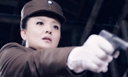 使出洪荒之力！孙茜为拍枪戏吃苦眼睛崩出血