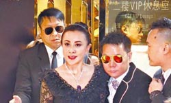 保安对记者吐口水爆粗 刘嘉玲劝其当众道歉