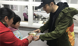 黄晓明送baby生日礼物曝光 原来如此暖心