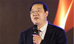 英达公开回应洗钱传闻 放豪言：我重出江湖了